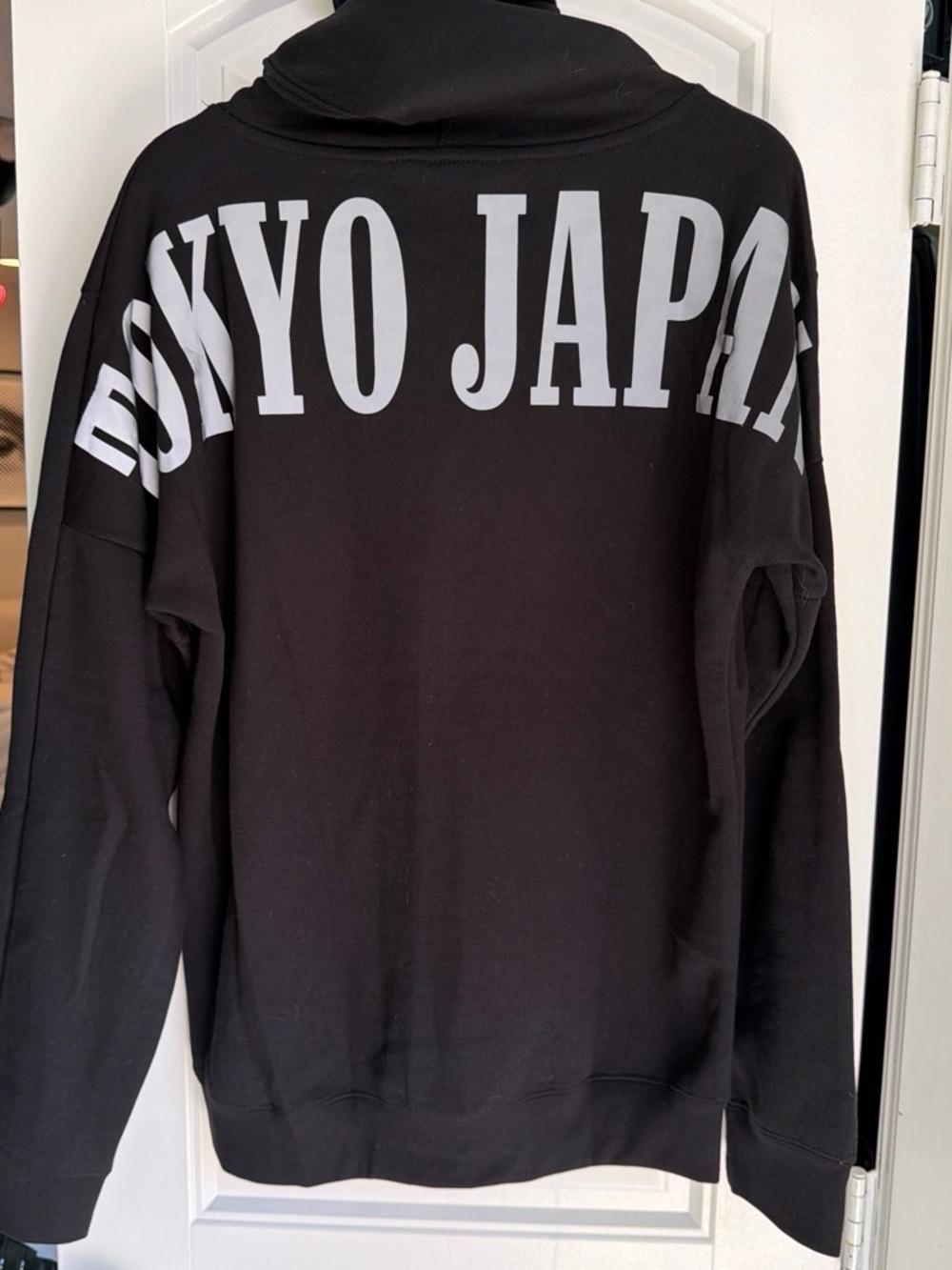 Men's Black 'Tokyo Japan' Graphic Hoodie Sweater